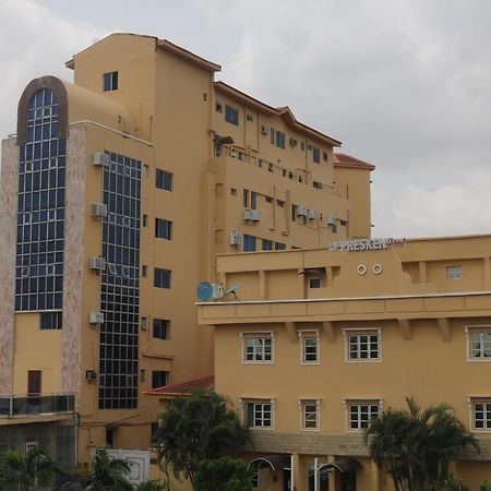 Presken Hotel Ikeja Exterior photo